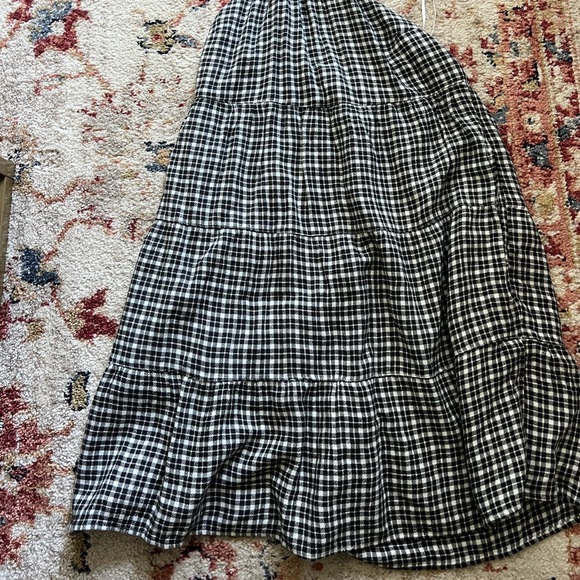 Abercrombie never been worn halter dress - Picture 3 of 5